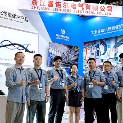浙江雷諾爾電氣參展工博會(huì )圓滿(mǎn)成功，工業(yè)線(xiàn)纜連接保護方案收獲關(guān)注與認可